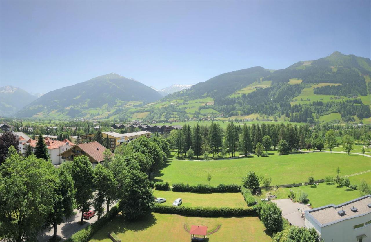 Hotel Germania Gastein - Ganzjaehrig Inklusive Alpentherme Gastein & Sommersaison Inklusive Gasteiner Bergbahnen Bad Hofgastein Luaran gambar