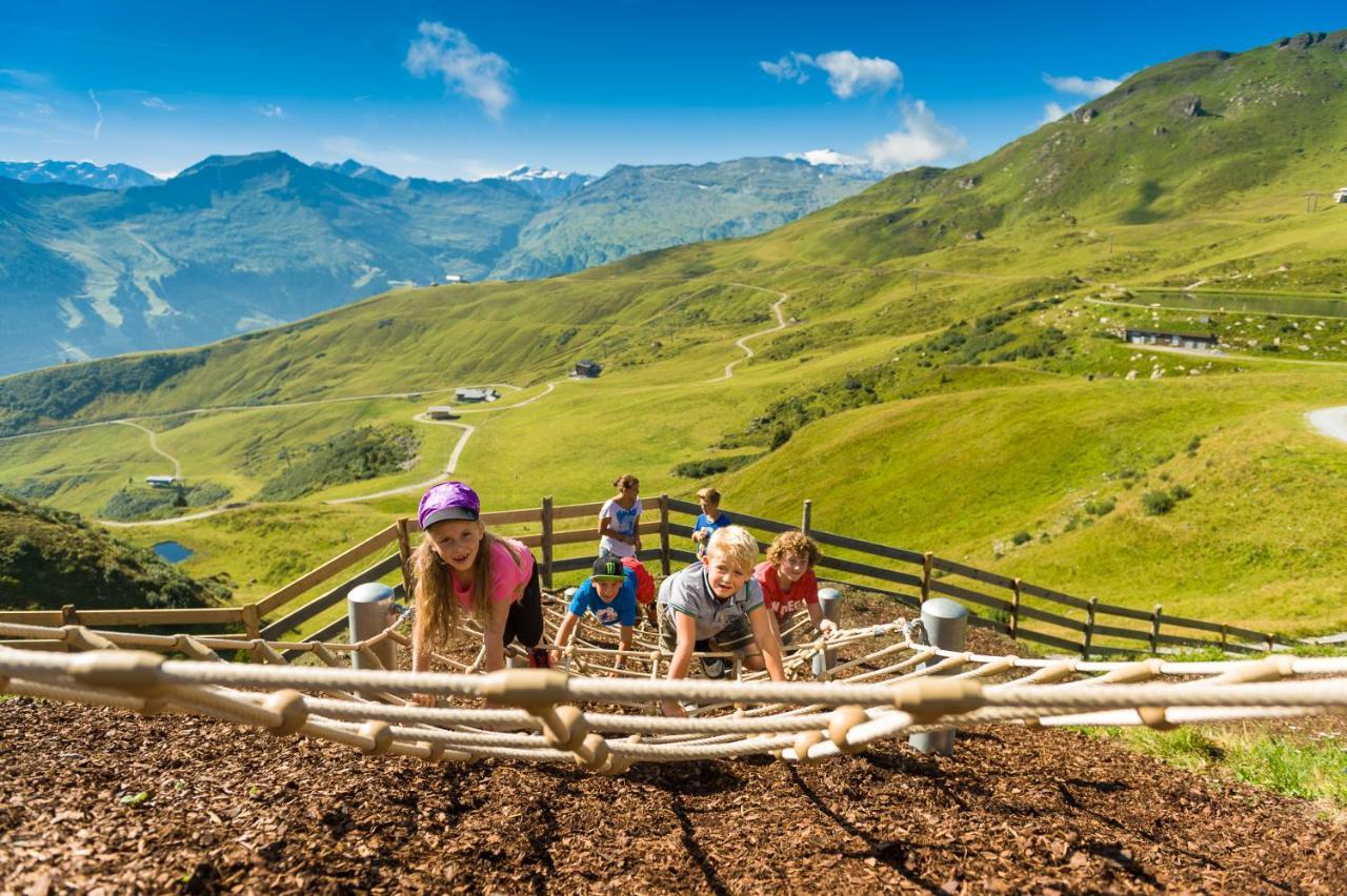 Hotel Germania Gastein - Ganzjaehrig Inklusive Alpentherme Gastein & Sommersaison Inklusive Gasteiner Bergbahnen Bad Hofgastein Luaran gambar