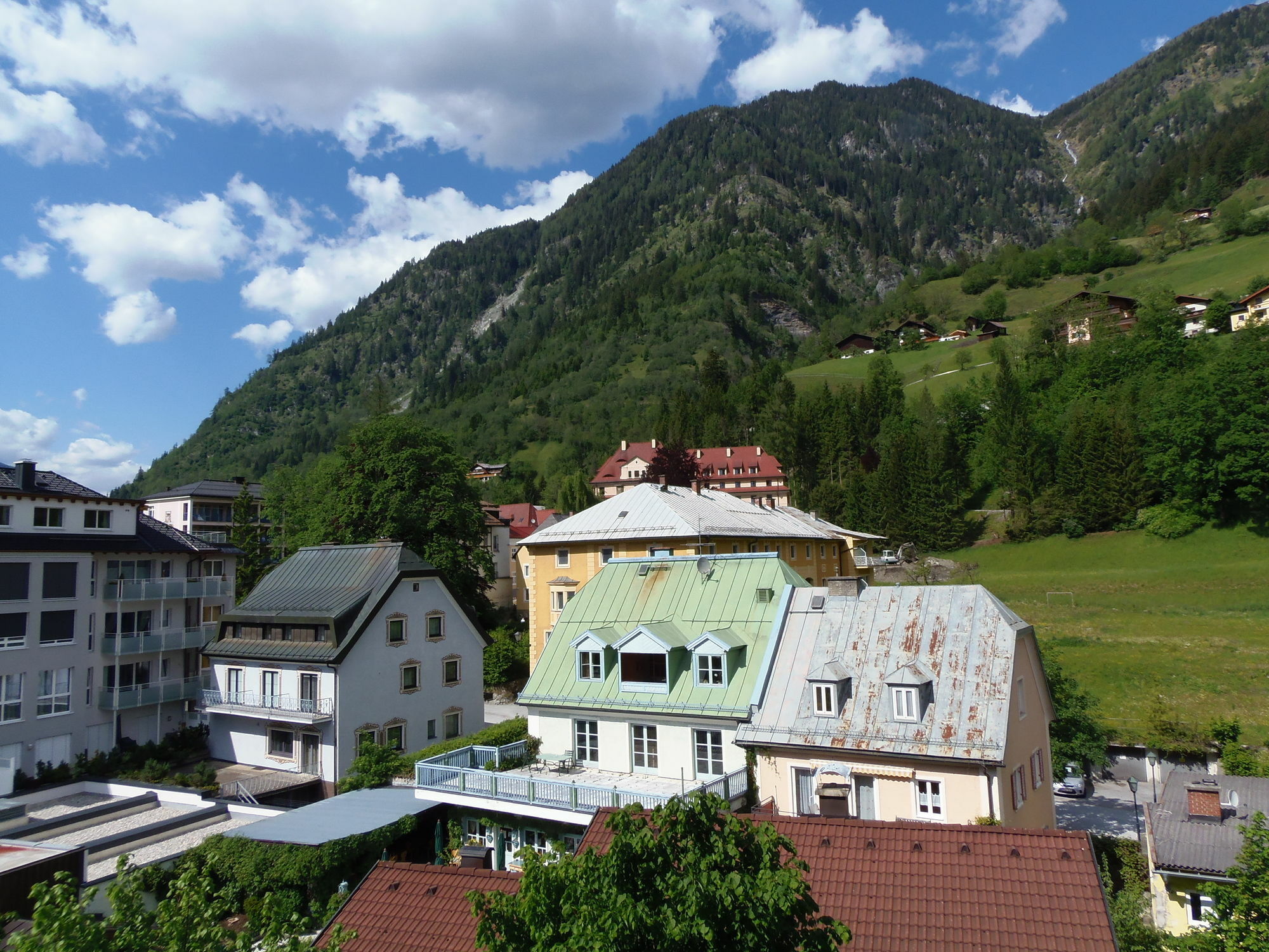 Hotel Germania Gastein - Ganzjaehrig Inklusive Alpentherme Gastein & Sommersaison Inklusive Gasteiner Bergbahnen Bad Hofgastein Luaran gambar